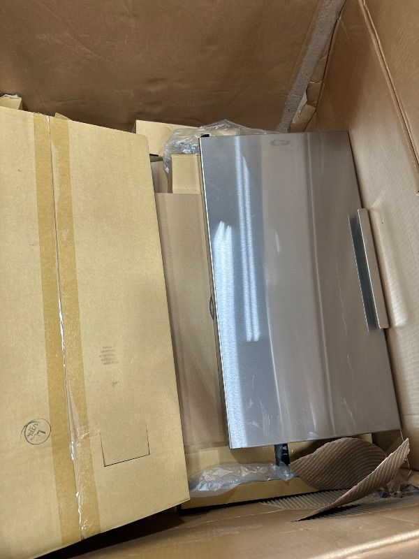 Photo 1 of *** PARTS ONLY **** Weber Genesis S-315 Liquid Propane Gas Grill for Outdoor Grilling, 3 Burners, Stainless Steel