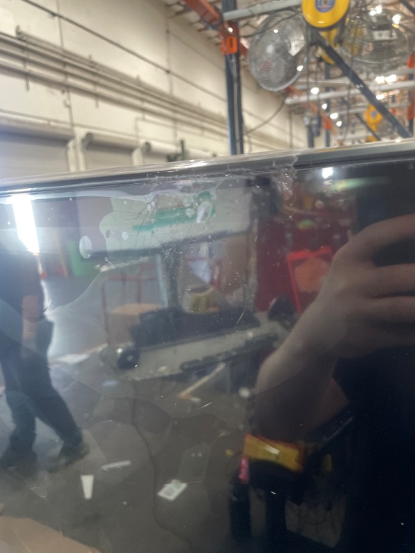 Photo 1 of ***DAMAGED***Samsung 65-Inch Class QLED Q7F Series Samsung Vision AI Smart TV (2025 Model, 65Q7F) Quantum HDR, Object Tracking Sound Lite, Q4 AI Gen1 Processor, 4K upscaling, Gaming Hub, Alexa Built-in