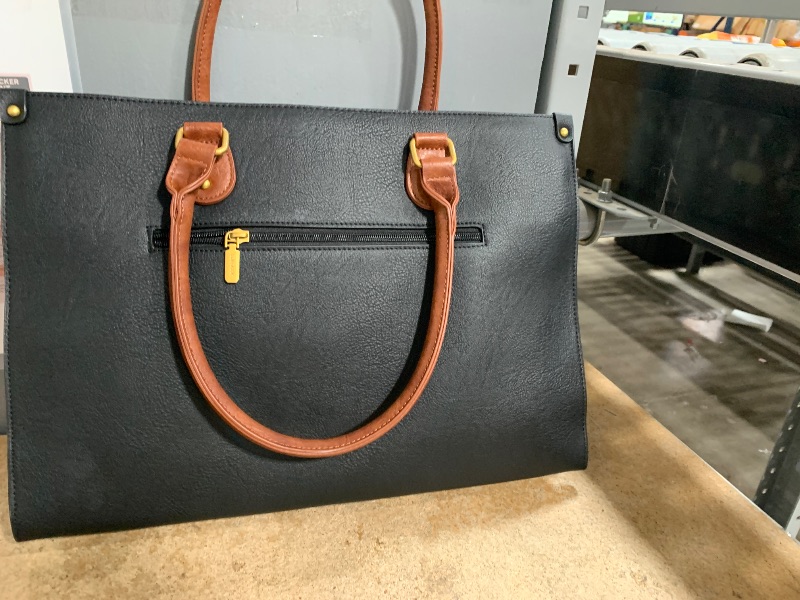 Photo 1 of 2-in-1 Laptop Tote, 15.6" 17.3"
