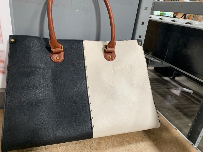 Photo 1 of 2-in-1 Laptop Tote, 15.6" 17.3"
