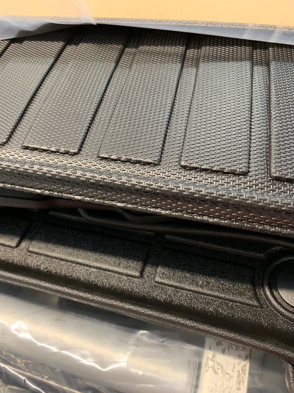 Photo 1 of (used)(unknown if complete) JOULARISE Floor Mats Cargo Mat Set for Honda CRV 2026 2025 2024 2023 Car Mat Accessories(Include Hybrid)