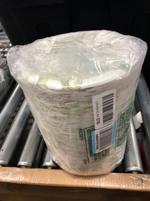 Photo 1 of Amazon Basics Everyday Paper Plates, 8.62 Inch, Disposable, 300 Count