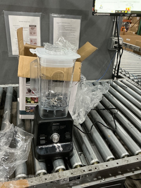 Photo 1 of ***NON-FUNCTIONAL*** Aeitto Blender, Blenders for Kitchen with 1500-Watt Motor, 68 Oz Large Capacity, Professional Countertop Blenders for Ice Crush, Frozen Drinks (Silver)