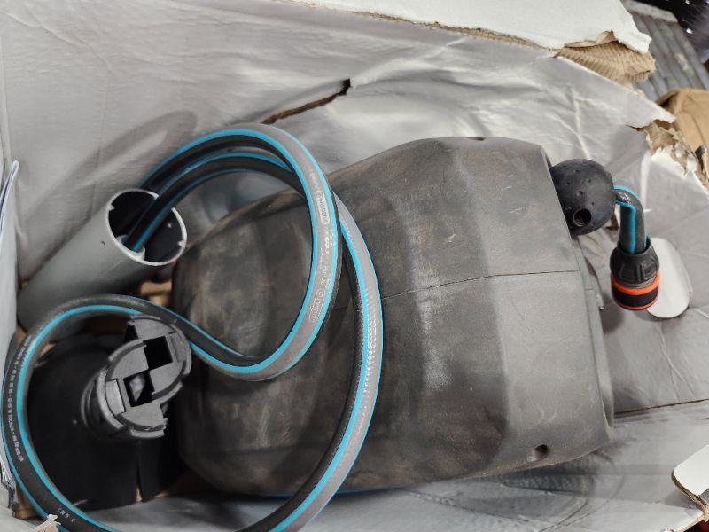 Photo 1 of ***************USED-DAMAGED****************
GARDENA 18614 | 66' x 1/2" Automatic Retractable Garden Hose Reel on Metal Spike, Outside Garden Hose with 360° swivel. No Holes in your house, Easy Installation, No Tools Required