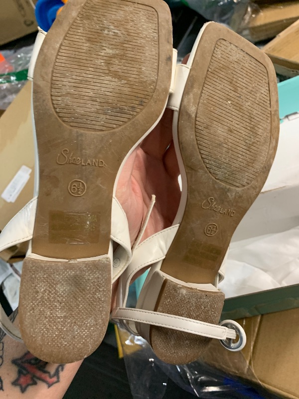 Photo 1 of ***(HEAVILY USED/ MINOR DAMAGE)***Ankis Women White Heels-Sandals for Women 2025 Strappy Square Open Toe Low 1 Inch Chunky Block Slip on Heeled Sandal Mule 8