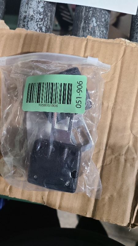 Photo 1 of 2025 New Upgraded Auto Seat Cover-Auto Belt Pad Slots Extender Black, Fit for Most Car Models to Make Your Driving More Comfortable