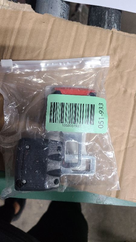 Photo 1 of 2025 New Upgraded Auto Seat Cover-Auto Belt Pad Slots Extender Black, Fit for Most Car Models to Make Your Driving More Comfortable