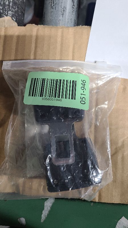 Photo 1 of 2025 New Upgraded Auto Seat Cover-Auto Belt Pad Slots Extender Black, Fit for Most Car Models to Make Your Driving More Comfortable