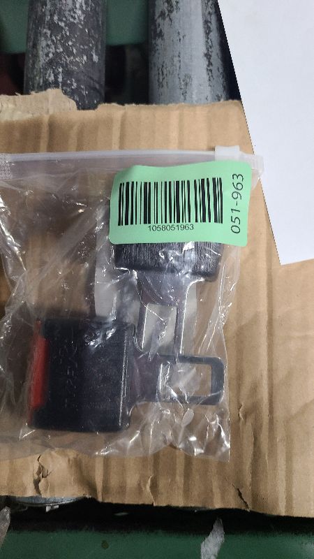 Photo 1 of 2025 New Upgraded Auto Seat Cover-Auto Belt Pad Slots Extender Black, Fit for Most Car Models to Make Your Driving More Comfortable