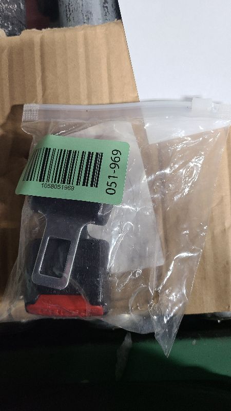 Photo 1 of 2025 New Upgraded Auto Seat Cover-Auto Belt Pad Slots Extender Black, Fit for Most Car Models to Make Your Driving More Comfortable