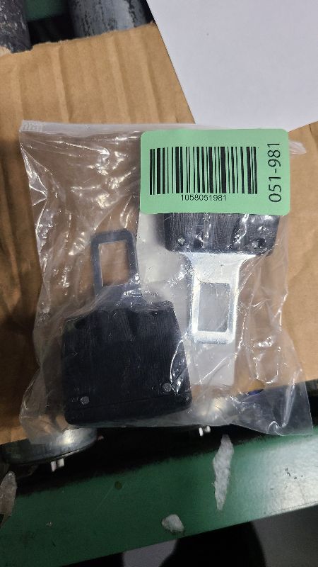 Photo 1 of 2025 New Upgraded Auto Seat Cover-Auto Belt Pad Slots Extender Black, Fit for Most Car Models to Make Your Driving More Comfortable