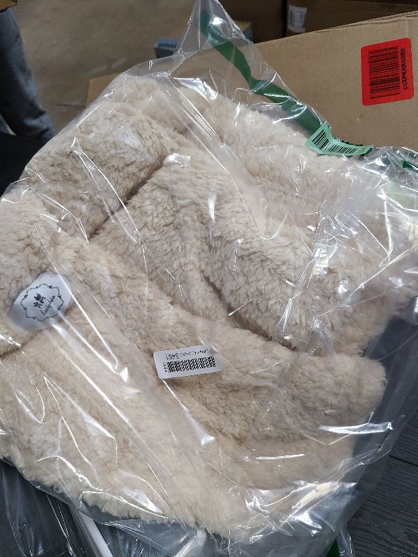 Photo 1 of 1 pcs Calming Blankets Fluffy Premium Fleece Pet Blanket Soft Sherpa Throw for Dog Puppy Cat Beige Small (23" x16'')