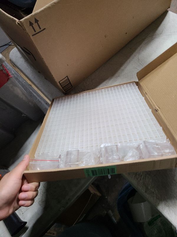 Photo 1 of 4 Aquarium lid Hood Fish Tank top Cover Terrarium lid Plastic Grid Panel Egg Crate Grate 6 Aquarium Glass Cover Board Clip