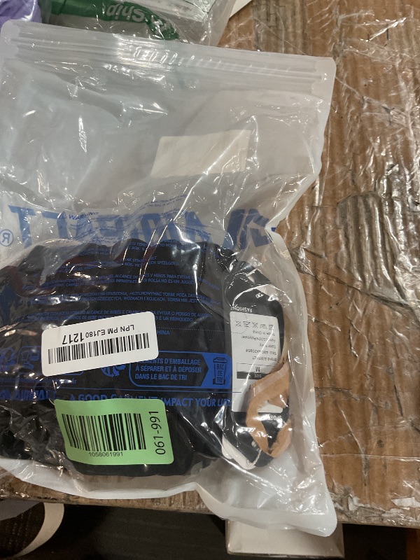 Photo 1 of AIMPACT Mens Mesh Athletic Shorts 5 Inch Inseam Quick Dry Gym Athletic Workout Shorts for Men with Pockets?BlackNavy M?