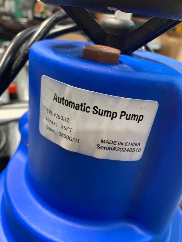 Photo 1 of (see all images) AgiiMan 1/4HP Automatic Submersible Water Pump, Water Removal Pump with 33' Power Cord 