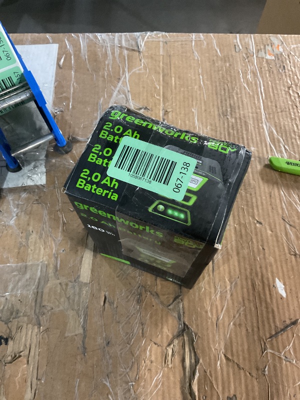 Photo 1 of *****************DOES NOT CHARGE PAST FIRST BAR****************
Greenworks PRO 80V 2Ah Lithium Ion Battery GBA80200