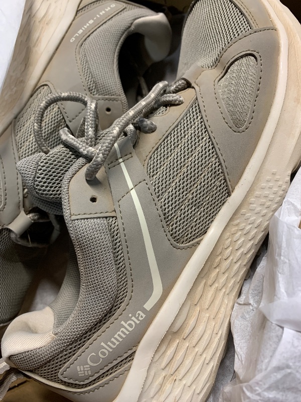Photo 1 of (see all images) Columbia Women's Novo Trail, Kettle/Cloud Grey, 9