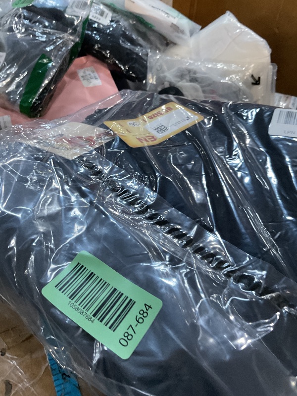 Photo 1 of (2XL) (BAGGED) (USED/FAIR) Men's Vintage Bell Bottom Pants 70s,Disco Flared Pants Fit 70s,Outfits for Men,Mens Bell Bottom Jeans Black