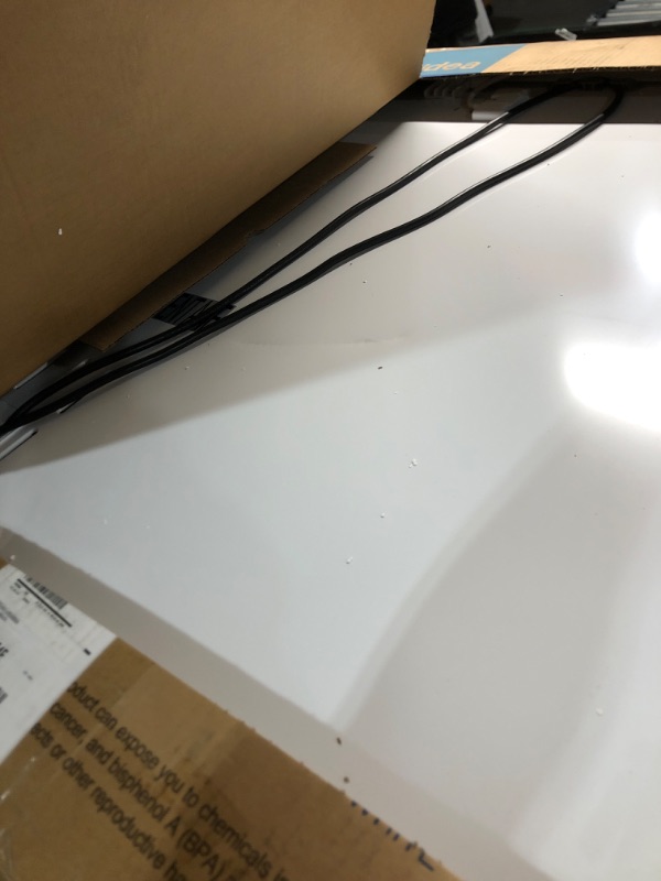 Photo 1 of **DAMAGED DOOR AND SIDES**
Midea MERC07C4BAWW 7.0 Cubic Feet Chest Freezer Cu.ft-Convertible, White