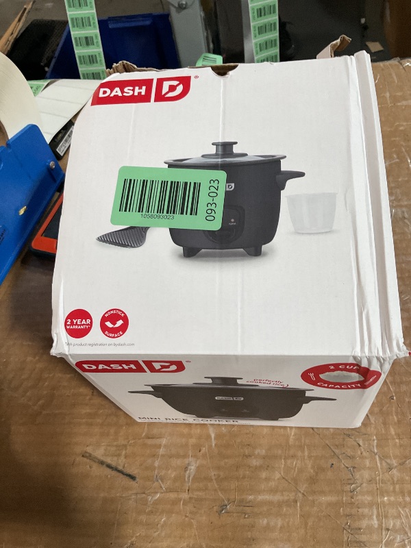Photo 1 of (missing pieces) DASH Mini Rice Cooker Steamer with Removable Nonstick Pot, Keep Warm Function & Recipe Guide, One Half Quart, for Soups, Stews, Grains & Oatmeal - Black