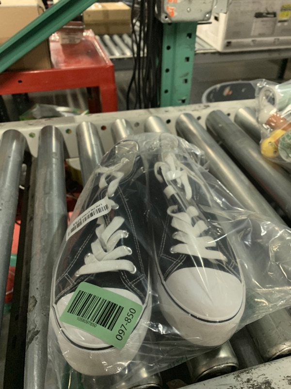 Photo 1 of (SIZE 11) (BAGGED) ZGR Womens White Tennis Shoes for Women,Lace up Canvas Sneakers,Casual Walking Canvas Shoes(Black.US11)