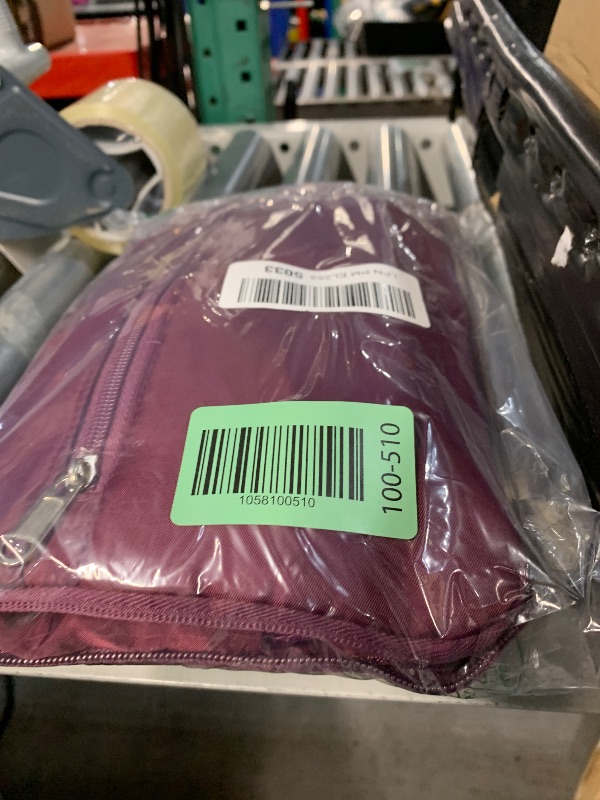 Photo 1 of (BAGGED) (USED/FAIR) Large Capacity Folding Travel Bag, Lightweight Waterproof Luggage Bag, Expandable Travel Duffel Bag, Dry Wet Separated Gym Tote Bag, Weekender Overnight Bags for Women and Man (Fuchsia)