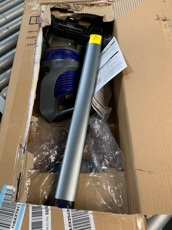 Photo 1 of (PARTS) Shark | Pet Cordless Vacuum Cleaner | LED Headlights | Removable Handheld Vacuum for Pet Hair | Crevice Tool & Pet Multi-Tool Included | 40min Runtime | For Carpet & Hard Floors | Grey | IX141