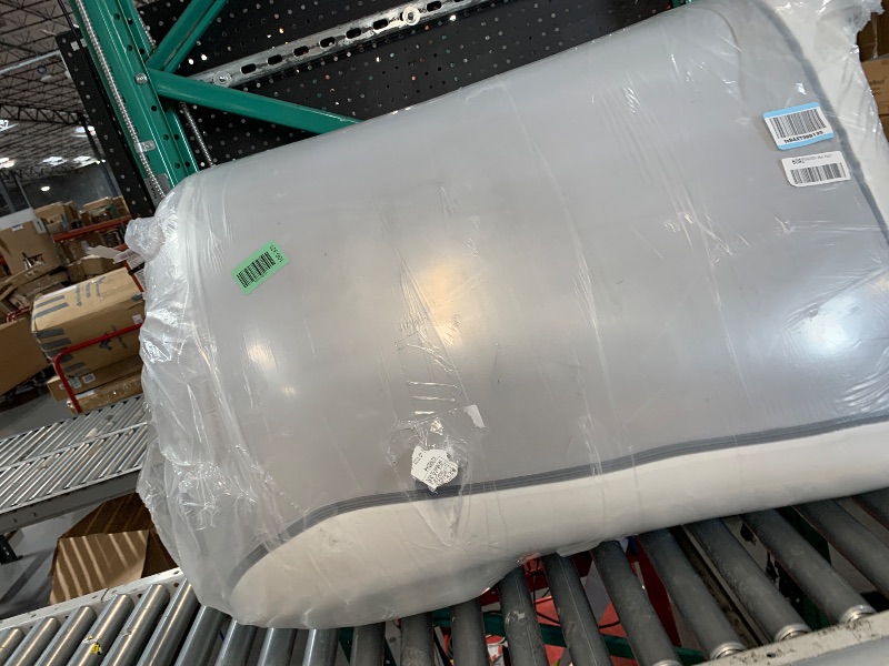 Photo 1 of (USED/FAIR) (BAGGED) Novilla 6 Inch Queen Size Mattress, Queen Memory Foam Mattress with Cooling Foam & Breathable Comfort Layer, Removable Cover, Pressure Relief Mattresses in a Box for Cool Touch & Support
