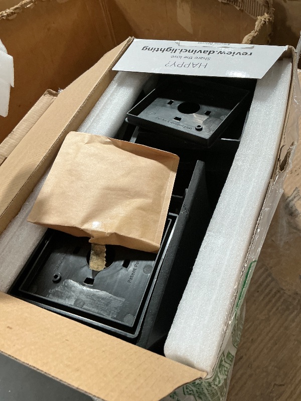 Photo 1 of (used item) Davinci Lighting Edison Solar Outdoor Post Cap Lights - 4x4 5x5 6x6 - Bright LED Light for Fence Deck Garden or Patio Posts - Slate Black (2 Pack)