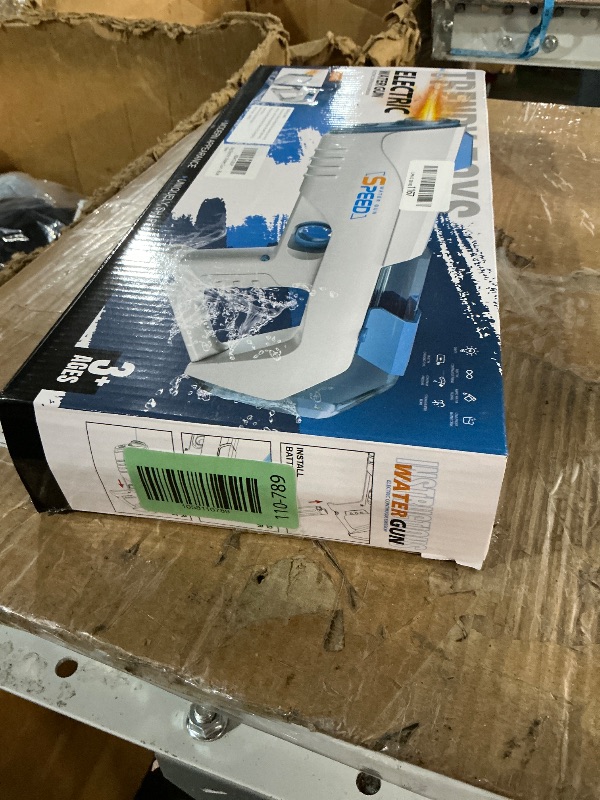 Photo 1 of (missing charge) Big Electric Water Guns for Adult & Kids, Up to 36 FT Long Range Automatic Water Gun with 600CC Large Capacity LED Water Blaster 