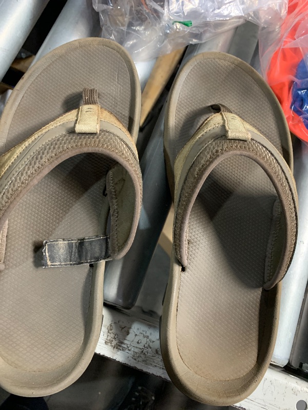 Photo 1 of ***(HEAVILY USED/ MINOR DAMAGE)***Teva Men's Pajaro M Flip Flop,Dune,11 M US