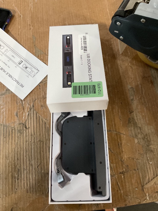 Photo 1 of (UNTESTED) SAMORINO for Tesla USB Hub, Docking Station with Retractable Fast Charging Cable for Tesla Model 3 Model Y 2023 2022 2021, Interior Accessories for Tesla Model 3/Model Y Center Console