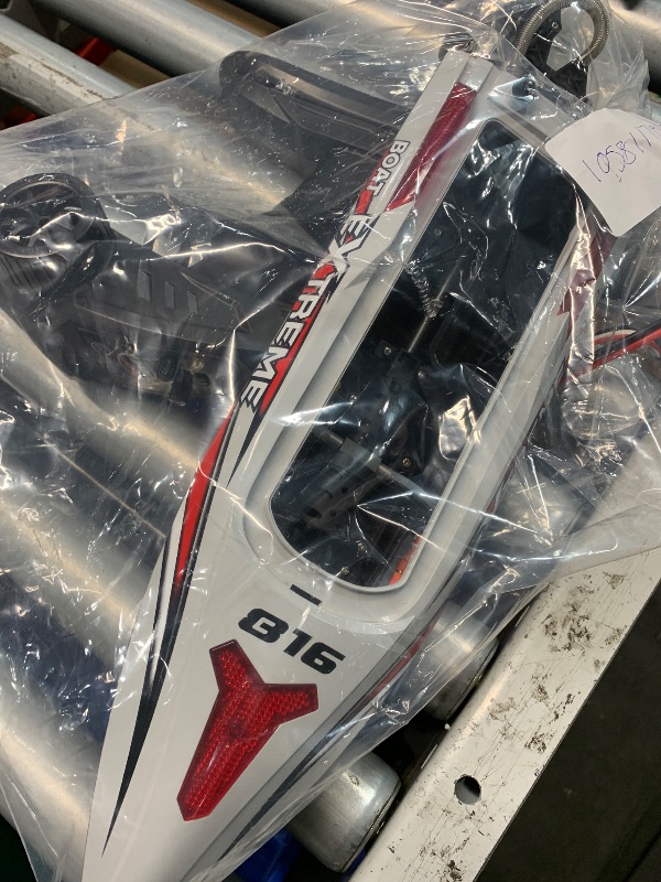 Photo 1 of (missing pieces) BEZGAR RC Boat, 18 inch Big Brushless Remote Control Boat for Adults and Kids, 55 KPH Large Fast RC Speed Boats with 2500mAh Battery