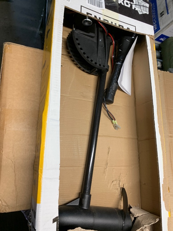 Photo 1 of ***(MAJOR DAMAGE/ MISSING PARTS/ SEE NOTES)***Minn Kota Endura C2 Transom-Mount Electric Trolling Motor – 30 Lb. Thrust, 30 in. Shaft, Freshwater
