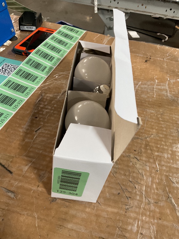 Photo 1 of LE LED Light Bulbs 60 Watt Equivalent, 9W 800 Lumens Non-Dimmable, Daylight White 5000K, A19 E26 Standard Medium Base, 10000 Hour Lifetime 5 Count (Pack of 1)