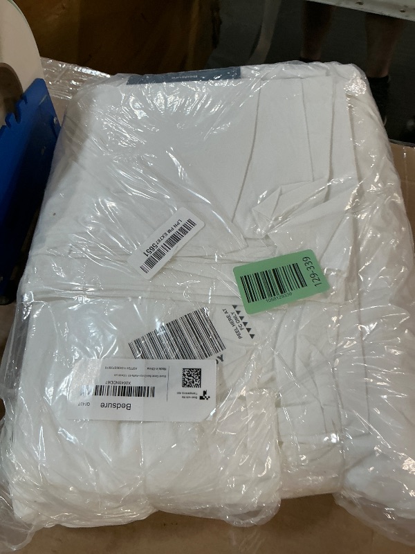 Photo 1 of ***(MISSING PARTS)***Bedsure Cotton Duvet Cover Set - 100% Cotton Waffle Weave Linen Duvet Cover Oversized King Size, GentleSoft™ and Breathable Bedding Set for All Season, 3 Pieces, 120"x98"