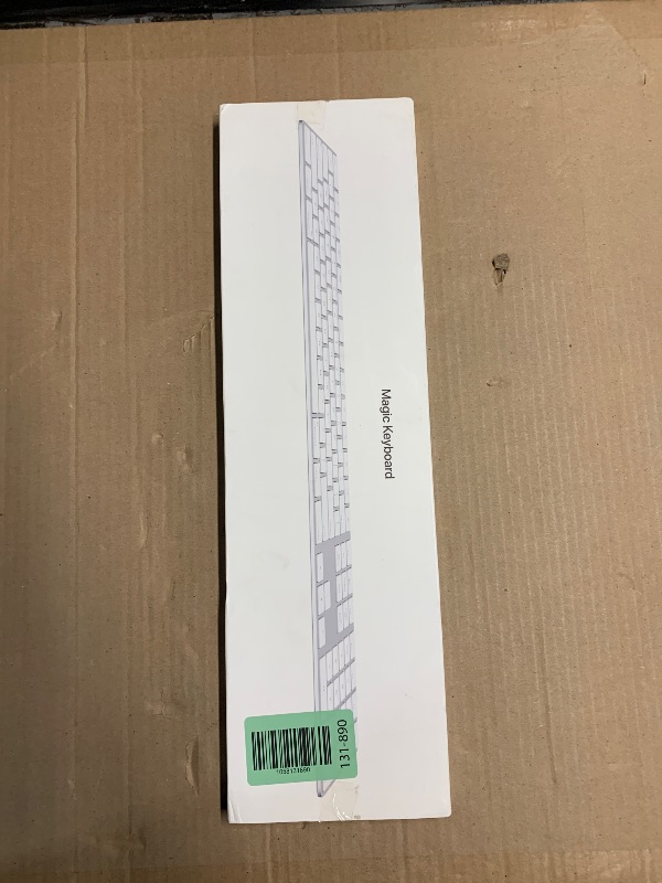 Photo 1 of **SEE NOTES** Apple Magic Keyboard with Numeric Keypad: Wireless, Bluetooth, Rechargeable. Works with Mac, iPad, or iPhone; US English - White