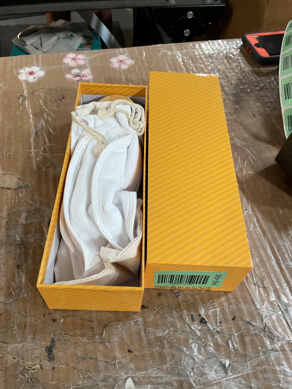 Photo 1 of (USED/FAIR) (MISSING COMB) Belula 100% Boar Bristle Hair Brush Set (Medium). Soft Natural Bristles for Thin and Fine Hair. Restore Shine And Texture. Wooden Comb, Travel Bag and Spa Headband Included!