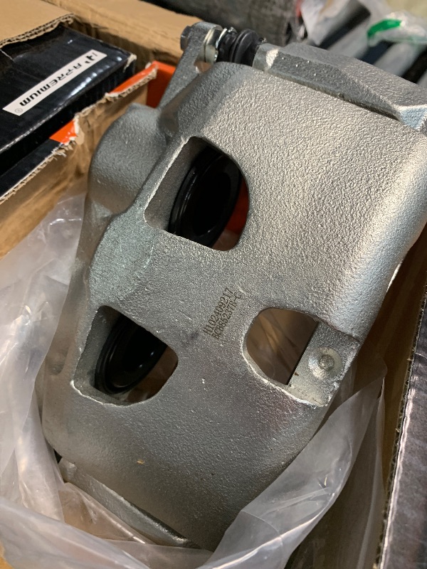 Photo 1 of (see all images) A-Premium Disc Brake Caliper Assembly with Bracket Compatible with Ford and Lincoln Models - For F-150 2010-2011