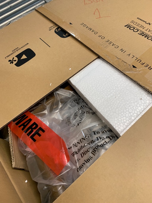 Photo 1 of *** 2 BOXS****COLAMY Wooden Dining Chairs Set of 4, Modern Fabric Upholstered Dining Room Chair, Farmhouse Kitchen Chairs with Foot Pegs, Green