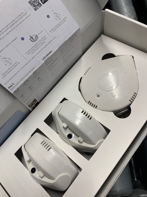 Photo 1 of (used)(see images) Moen Flo Smart Water Leak Detector, Drip or Flood Sensor Alarm for Home