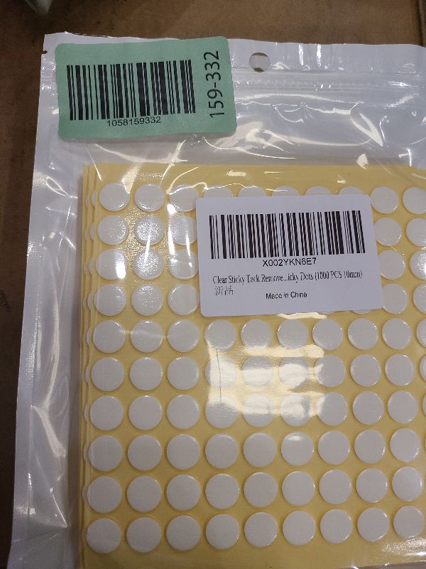 Photo 1 of 1000pcs Double-Sided Putty for Wall Hanging Removable Adhesive Stickers for Posters Easy to Use Wall Adhesive Damage Tacky Putty
