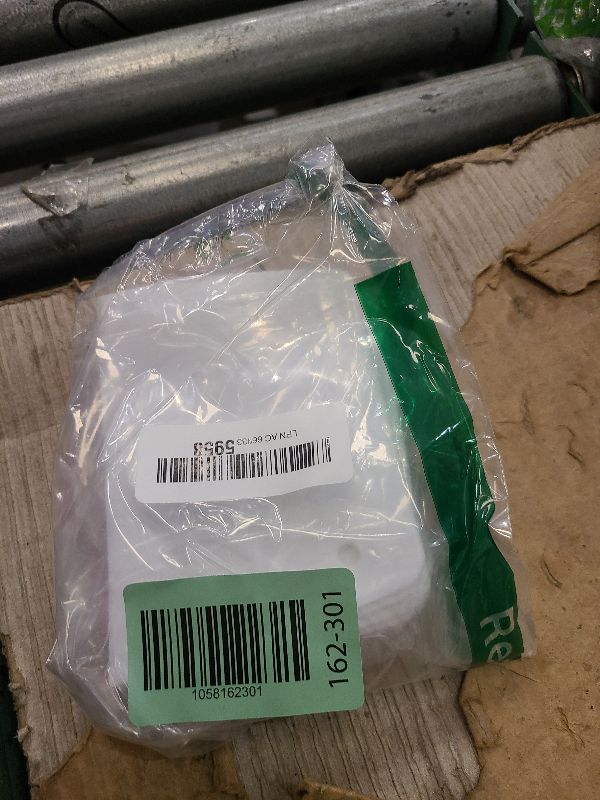 Photo 1 of 10 Pcs Trapezoidal Dough Cutters, Hard Plastic Food-safe Bench Scrapers with Small Hole, Multipurpose Kitchen Gadgets for Baking Pasta Pastry Pizza Cake