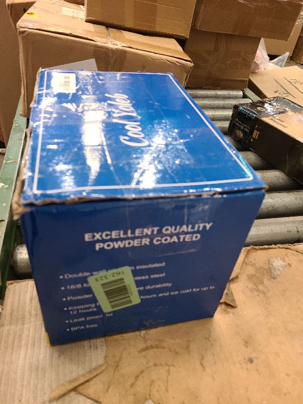 Photo 1 of 20 oz Tumblers Bulk Stainless Steel Tumbler with Lid Double Wall Vacuum Insulated Coffee Mug 20oz Powder Coated Cup for Hot and Cold Drinks, White, 6 pack