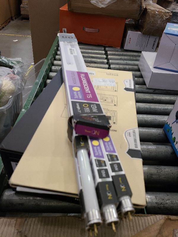 Photo 1 of (Pack of 6) F13T5/WW - T5 Fluorescent 3000K Warm White - 13 Watt - 21" Super Long Life Light Bulbs