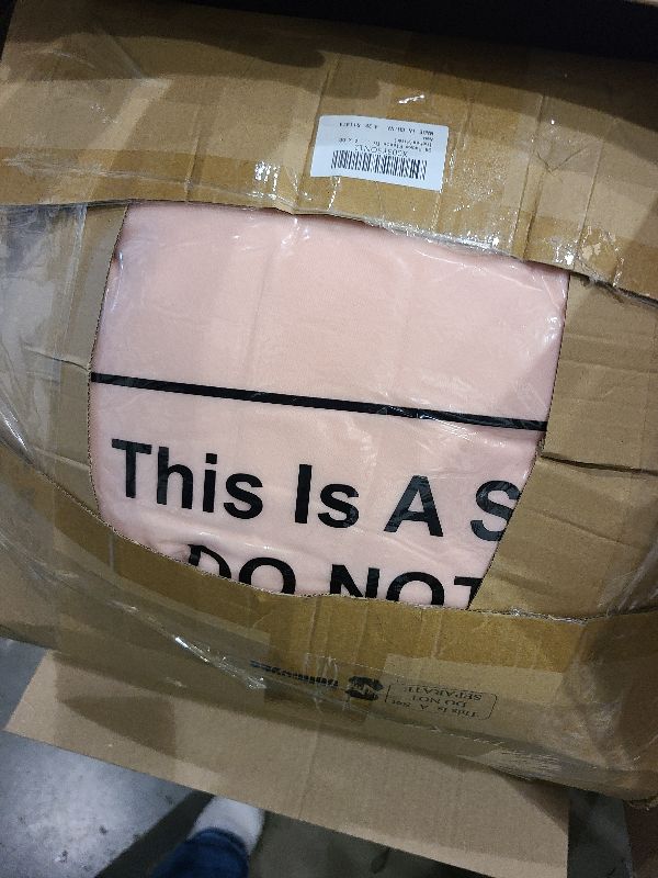 Photo 1 of 24 Packs Fleece Throw Blanket Soft Warm Lightweight Fleece Blanket Cozy Throw Bulk for Bed Couch Sofa Home Office Wedding Gifts Suitable for Seasons, 50 x 60 Inches(Pink)