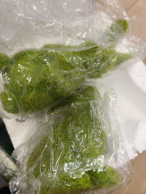 Photo 1 of 2PCS Easter Rabbit Decoration Green Moss Plush Rabbit Artificial Sculpture Green Plush Rabbit Resin Ornament Spring Garden Decoration Easter Gift Easter Decoration (Small 2PCS Standing+Sitting)