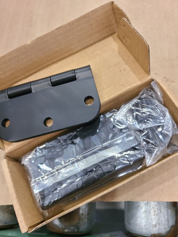 Photo 1 of 3 Pack Interior Matte Black Door Hinges Rounded 3.5 Inch x 3 1/2" Indoor Heavy Duty Metal Hardware Kits 3 ½" 5/8" Radius Office Flat Hinge for Bifold Doors Decorate Master Guest Bedroom Storage Room