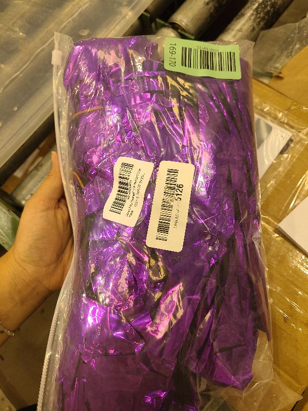 Photo 1 of 2Pcs Cheerleading Pom Poms, Large Cheerleader Cheering Squad Pompoms with Baton Handle for Kids Adults Team Sports Spirit Party Cheer (Purple, Large)