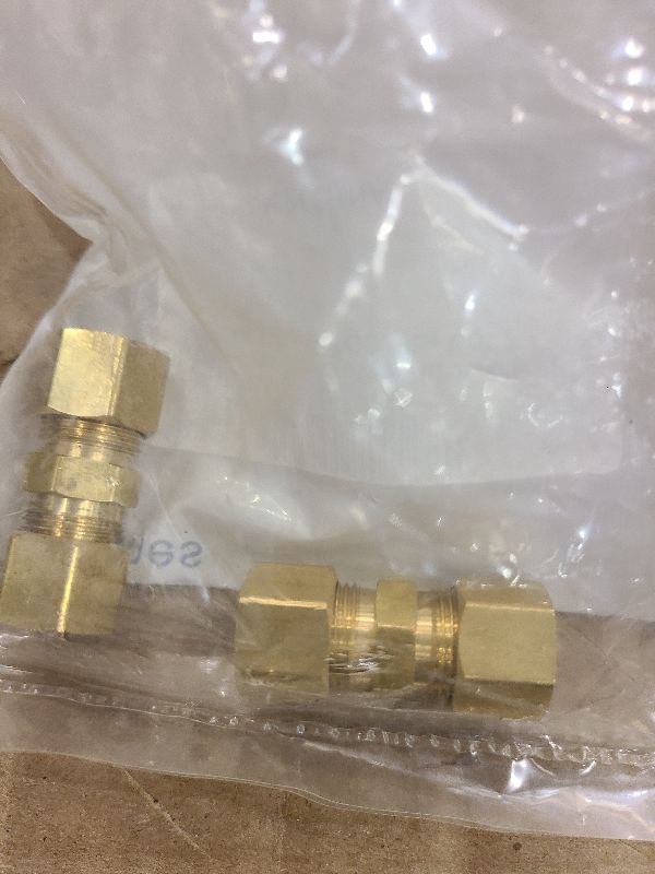 Photo 1 of 2 Pcs 5/8'' Brass Compression Tube Pipe Fittings, 5/8 Inch OD to 5/8 Inch OD Brass Air Line Fittings for Refrigeration, Water, Oil Gas, and Hydraulic Systems